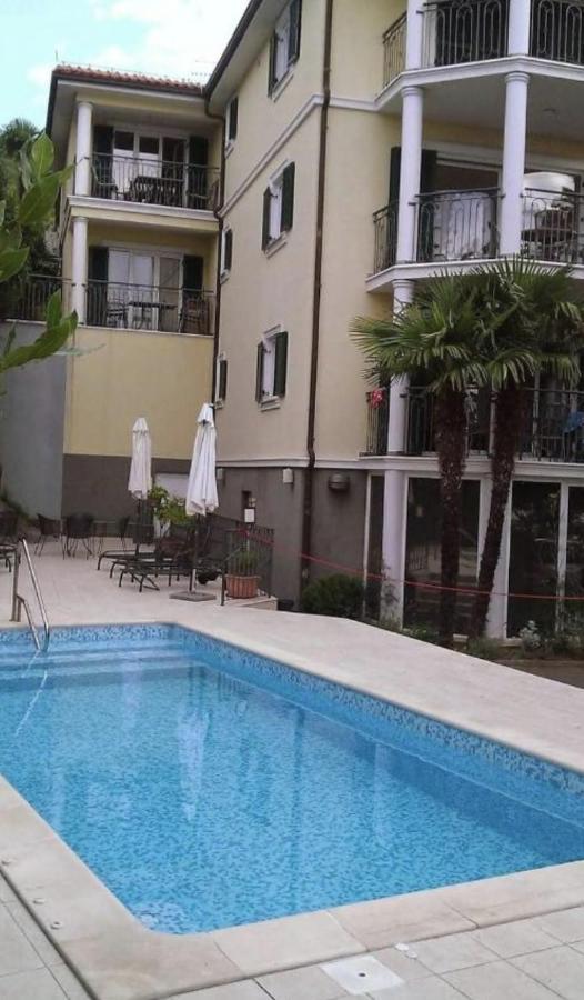 Apartman Mare Opatija Exterior foto